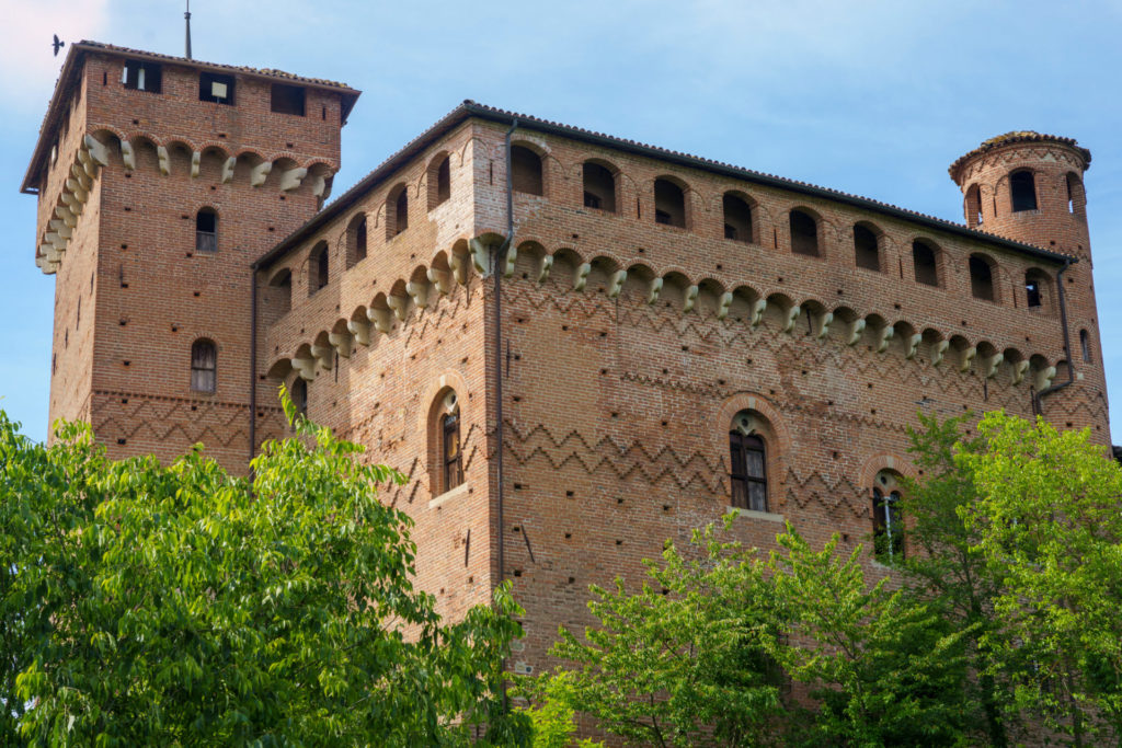 Castello di Tassarolo, Monferrato (Alessandria)