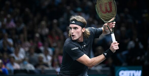 Tsitsipas